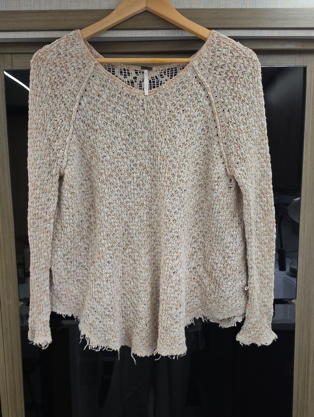 100% COTTON PULLOVER BY "FREE PEOPLE"
